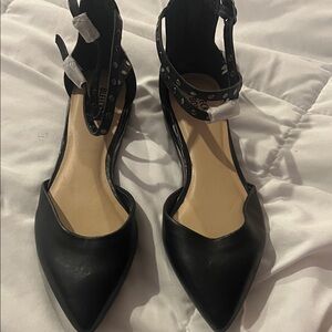 Bleeker & Bond Black Pointed Toe Flats | Ankle Strap Studded | Never Worn